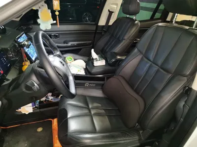 Nio ES8