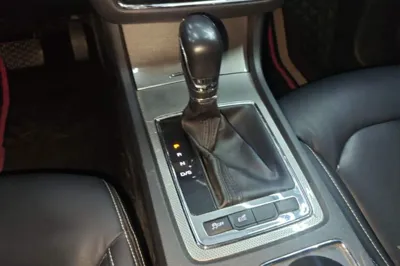 Roewe i6