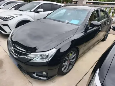 Toyota Reiz
