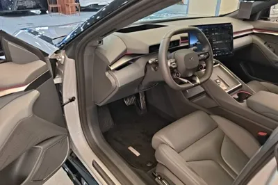 Xpeng P7