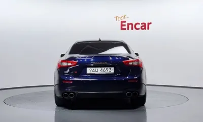 Maserati Ghibli