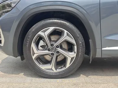 Geely Xingyue L