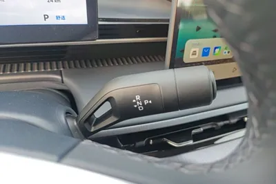 Geely Galaxy E5