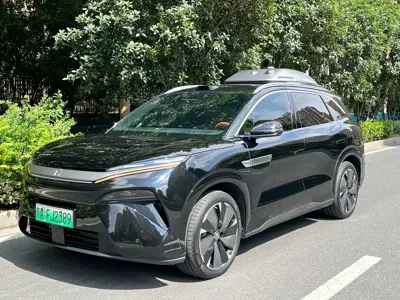 BYD 唐L