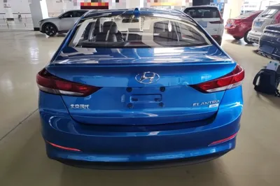 Hyundai Elantra (6th Generation