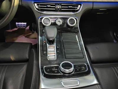 Hongqi H9