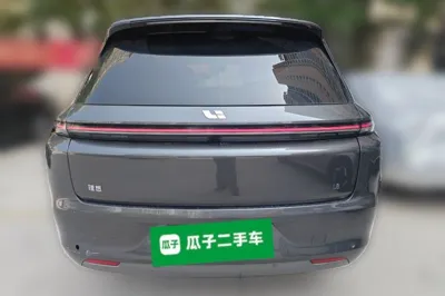 Li Auto L8