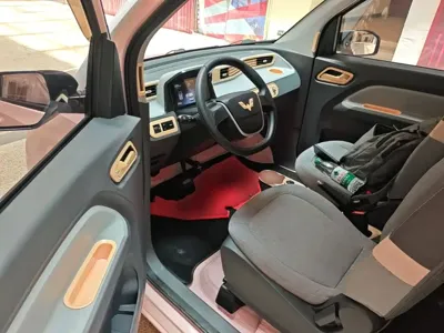 Wuling MINIEV