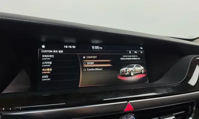 Genesis G90