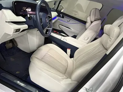 Buick GL8 Hybrid