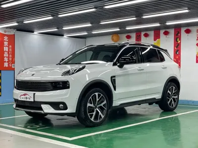 Lynk & Co 01