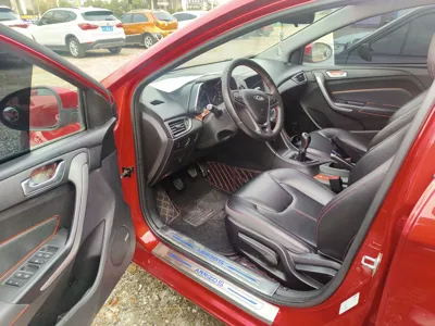 Chery Arrizo 5