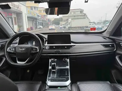 Chery Tiggo 8