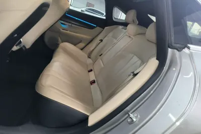 Xpeng P7
