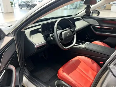 Xpeng P7