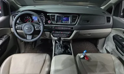 Kia Canival