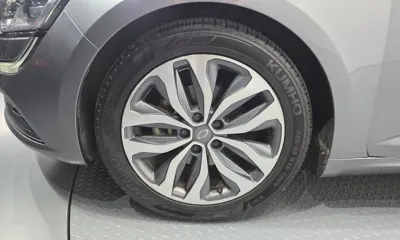 Renault-KoreaSamsung SM6