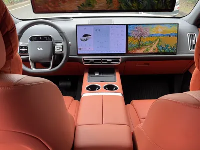 Li Auto L6