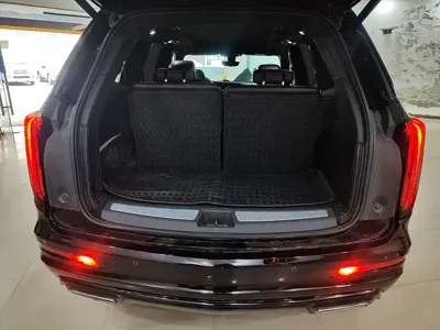 Cadillac XT6