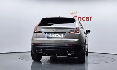 Cadillac XT4