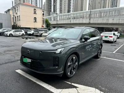Volvo 沃尔沃XC70插电式混动