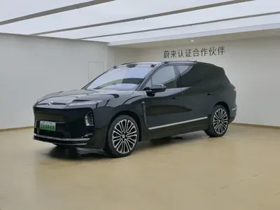 Nio ES8