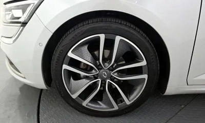 Renault-KoreaSamsung SM6
