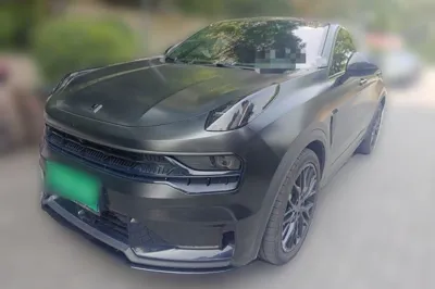 Lynk & Co 05
