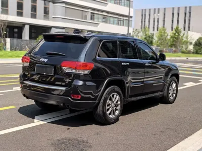 Jeep Grand Cherokee (Import)