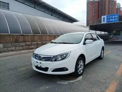 BYD e5