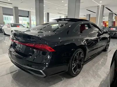 Audi A7L