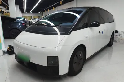 Li Auto MEGA