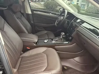 Volkswagen Phideon