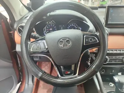 BAIC Senova X35