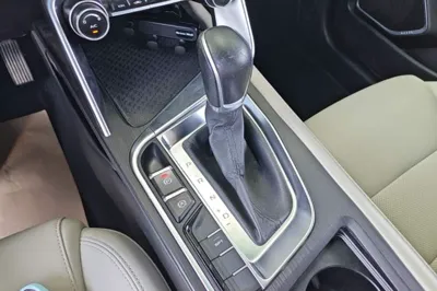 Geely Auto Binray