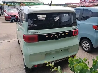 Wuling MINIEV