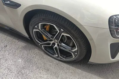 Xiaomi Auto SU7