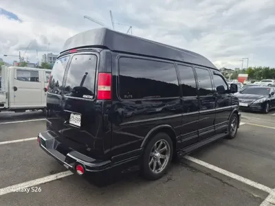 Chevrolet Express Van