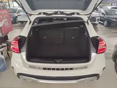Mercedes-Benz GLA (Import)