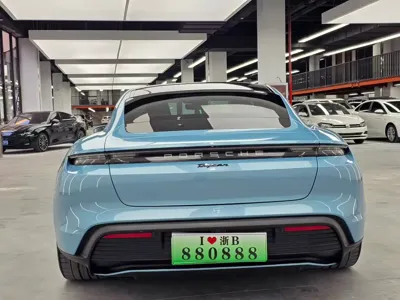 Porsche Taycan