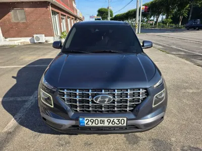 Hyundai Venue