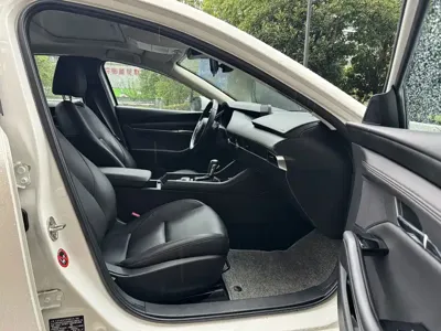 Mazda 3 Axela