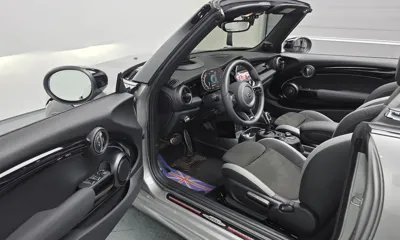 MINI Cooper Convertible