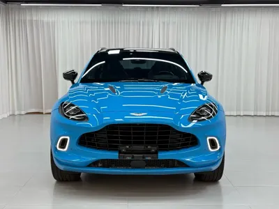 Aston Martin DBX
