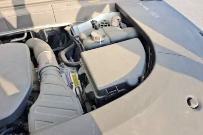 Li Auto L6