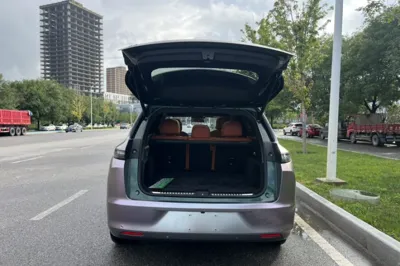 Li Auto L7