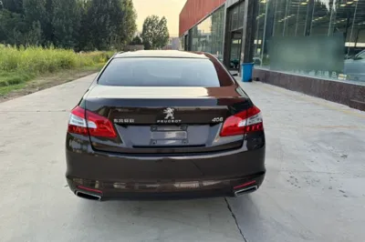 Peugeot 408