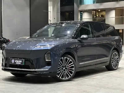 Nio ES8