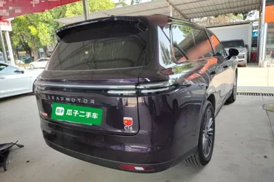 Leapmotor C16