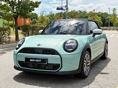 MINI Cooper Convertible